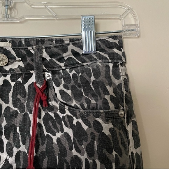 Driftwood NWT Jackie Animal Print Skinny Jeans Mob Wife - Picture 4 of 10